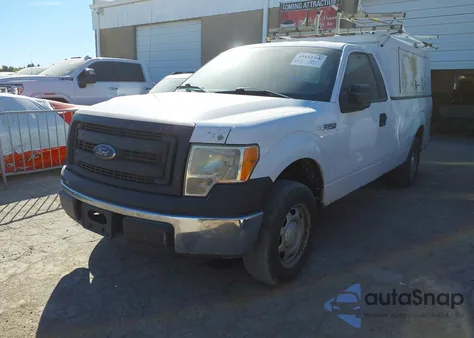 2014 Ford F-150 Xl z USA, uszkodzony, nr VIN 1FTMF1CM0EKG22811